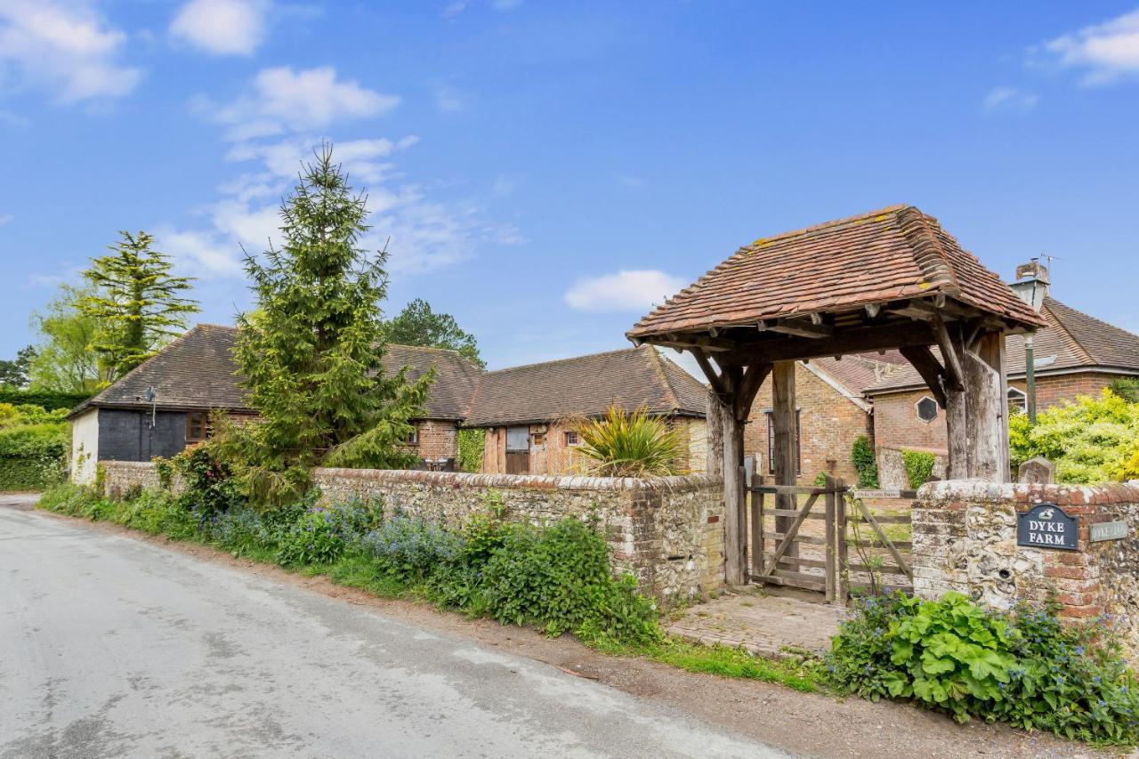 Dyke Farm Barn Near Brighton By Huluki Sussex Stays Bagian luar foto