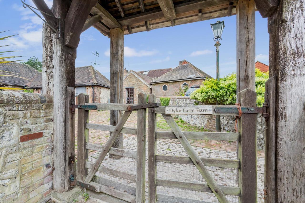 Dyke Farm Barn Near Brighton By Huluki Sussex Stays Bagian luar foto